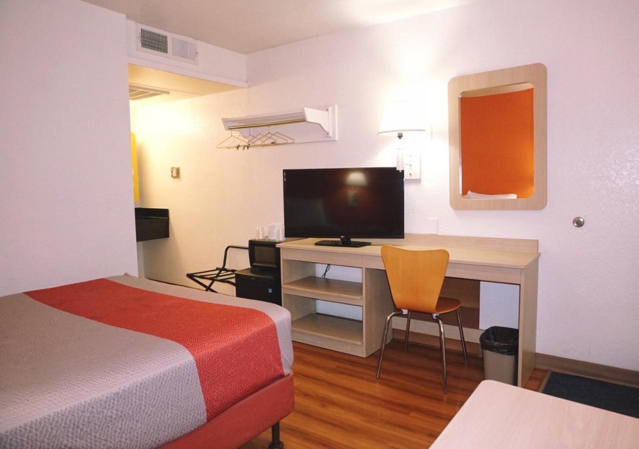 Motel 6-Flagstaff, Az - Butler Dış mekan fotoğraf