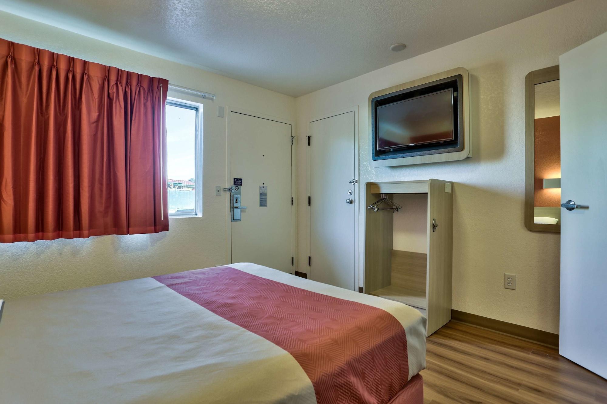 Motel 6-Flagstaff, Az - Butler Dış mekan fotoğraf